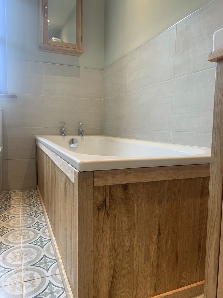 Marshfield Bathroom 